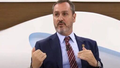 Banco Master custeou viagem de diretor da PF em Londres