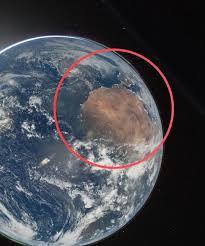 Brasil aparece em primeira imagem da Terra vista da missão Artemis II divulgada pela Nasa