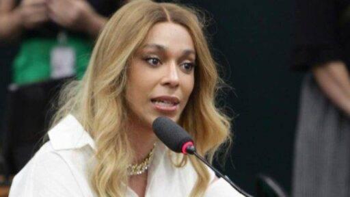Deputada ameaça usar Lei Maria da Penha contra Erika Hilton na Câmara: ‘Tem força de homem’