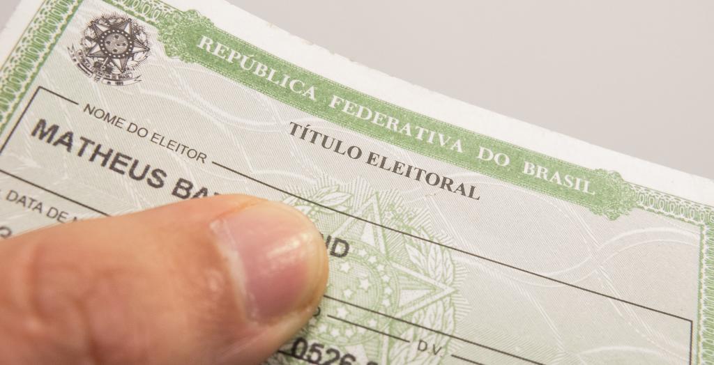 Eleitor tem um mês para se regularizar e ficar apto a votar