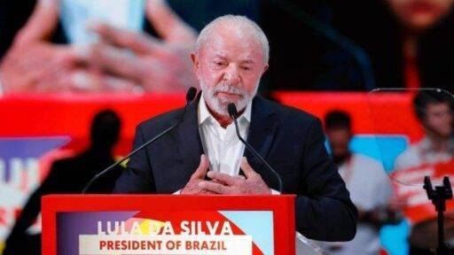 Lula critica embargo americano contra ditadura de Cuba durante visita à Barcelona