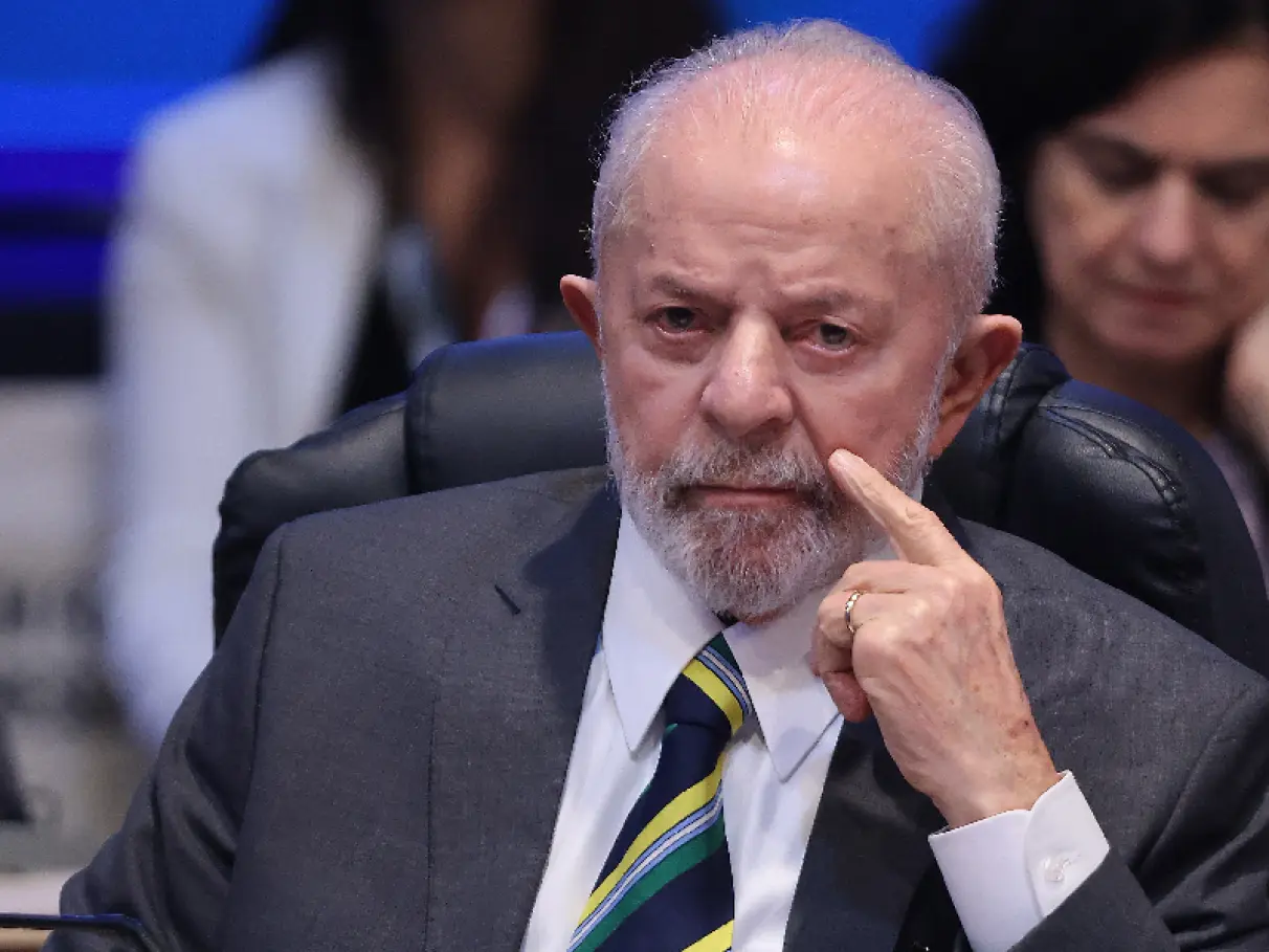 Lula sinaliza a aliados que não vai abrir mão de nova indicação para o STF após derrota de Messias