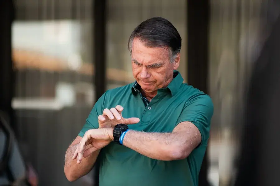 Moraes autoriza Bolsonaro a realizar nova cirurgia em hospital do DF