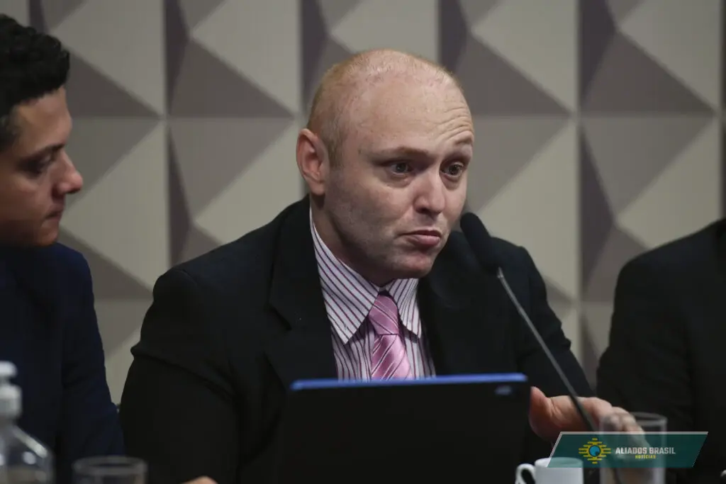 Moraes homologa redução da pena de Delgatti