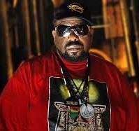 Morre Afrika Bambaataa, pioneiro do hip hop e influência do funk carioca, aos 68 anos