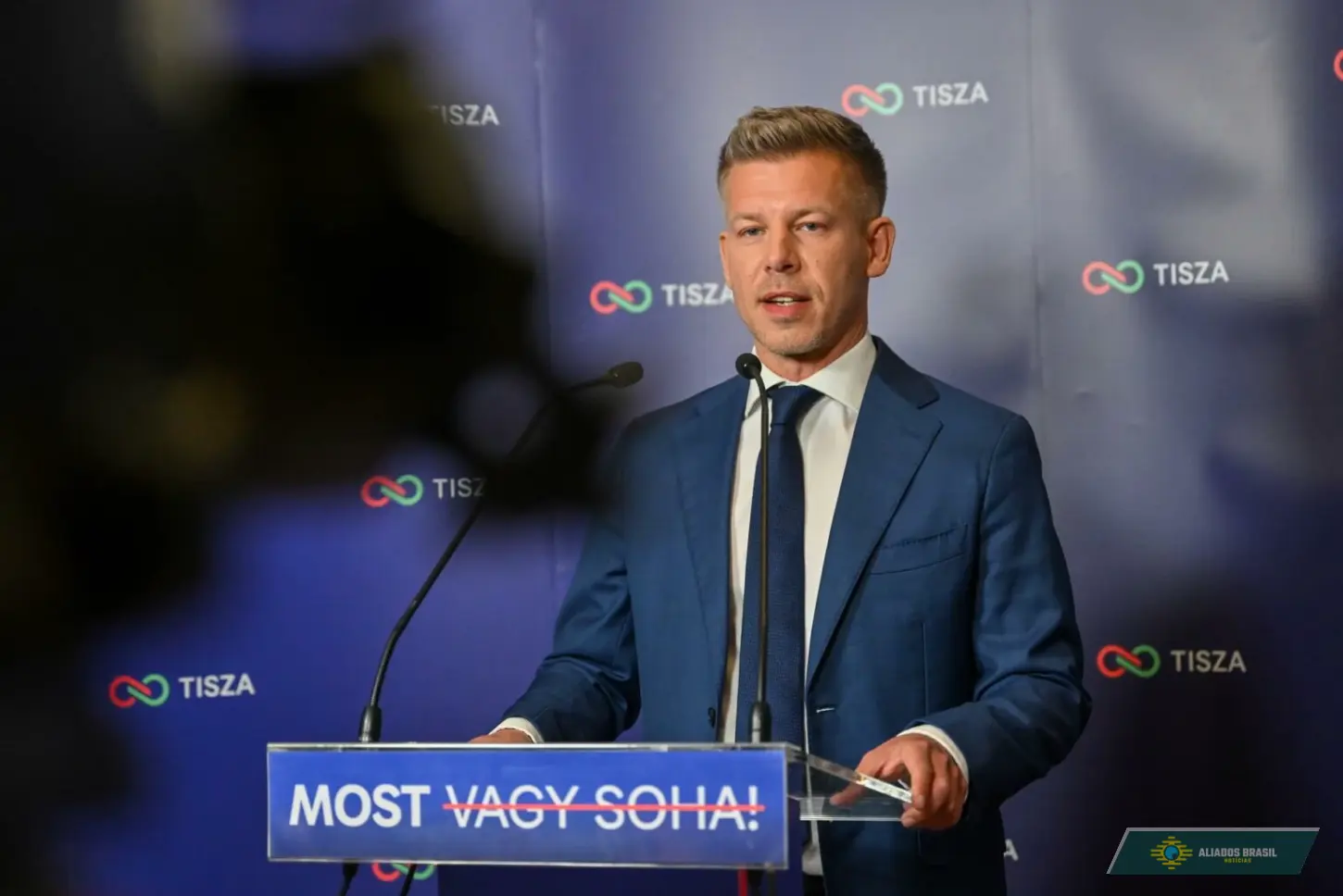 Opositor de Orbán, Péter Magyar vence eleições na Hungria