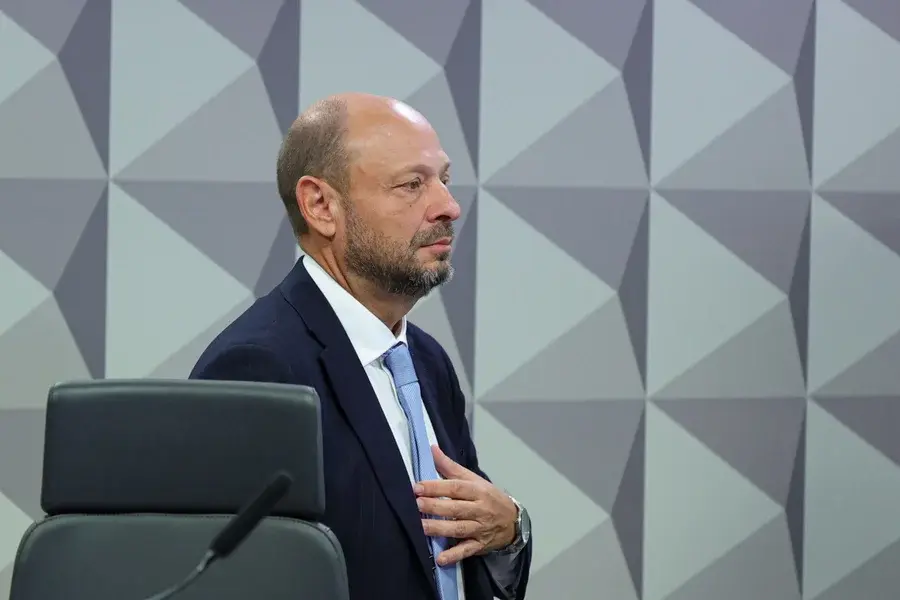 Lula demite presidente do INSS. Saiba qual o motivo