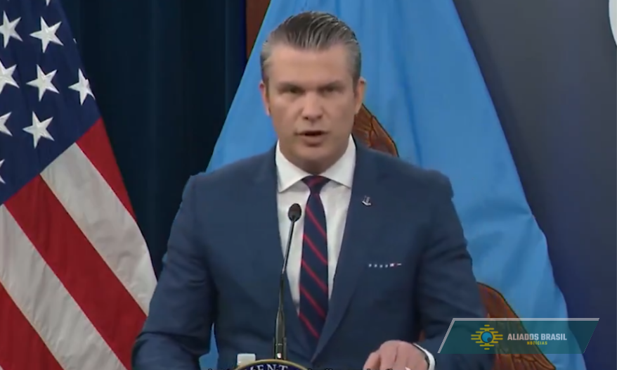 Pete Hegseth demite o oficial de maior patente do Exército dos EUA em meio à guerra no Irã