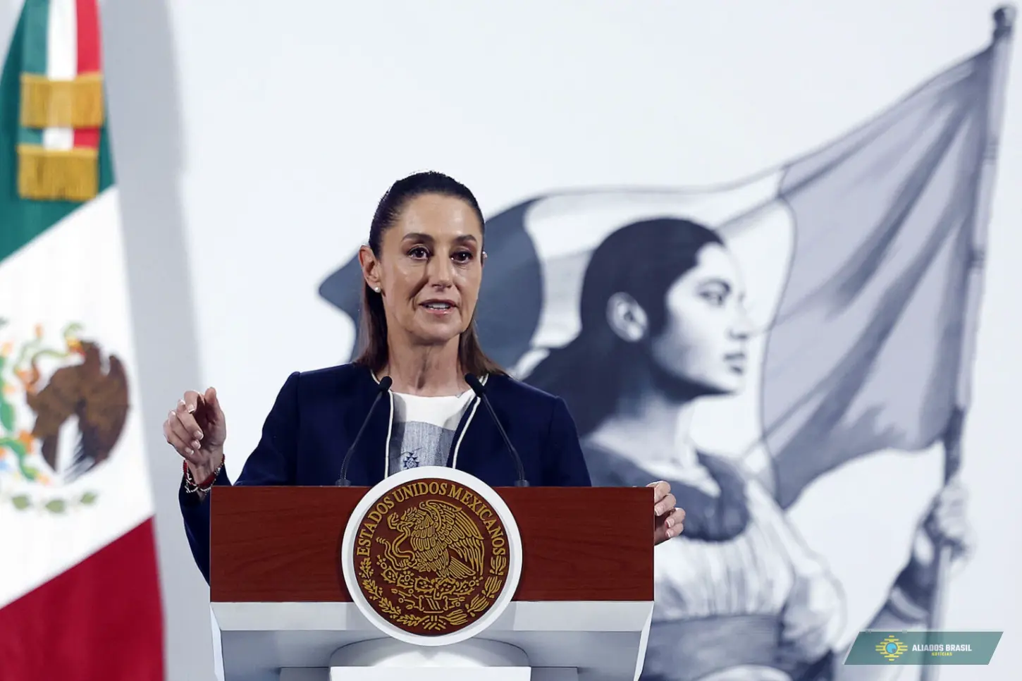 Presidente do México afirma que Pix é um exemplo a ser seguido