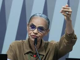 Rede se diz “indignada” com permanência de Marina Silva