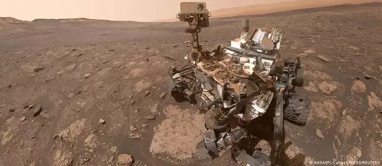 Robô da Nasa acha matéria orgânica inédita em Marte 