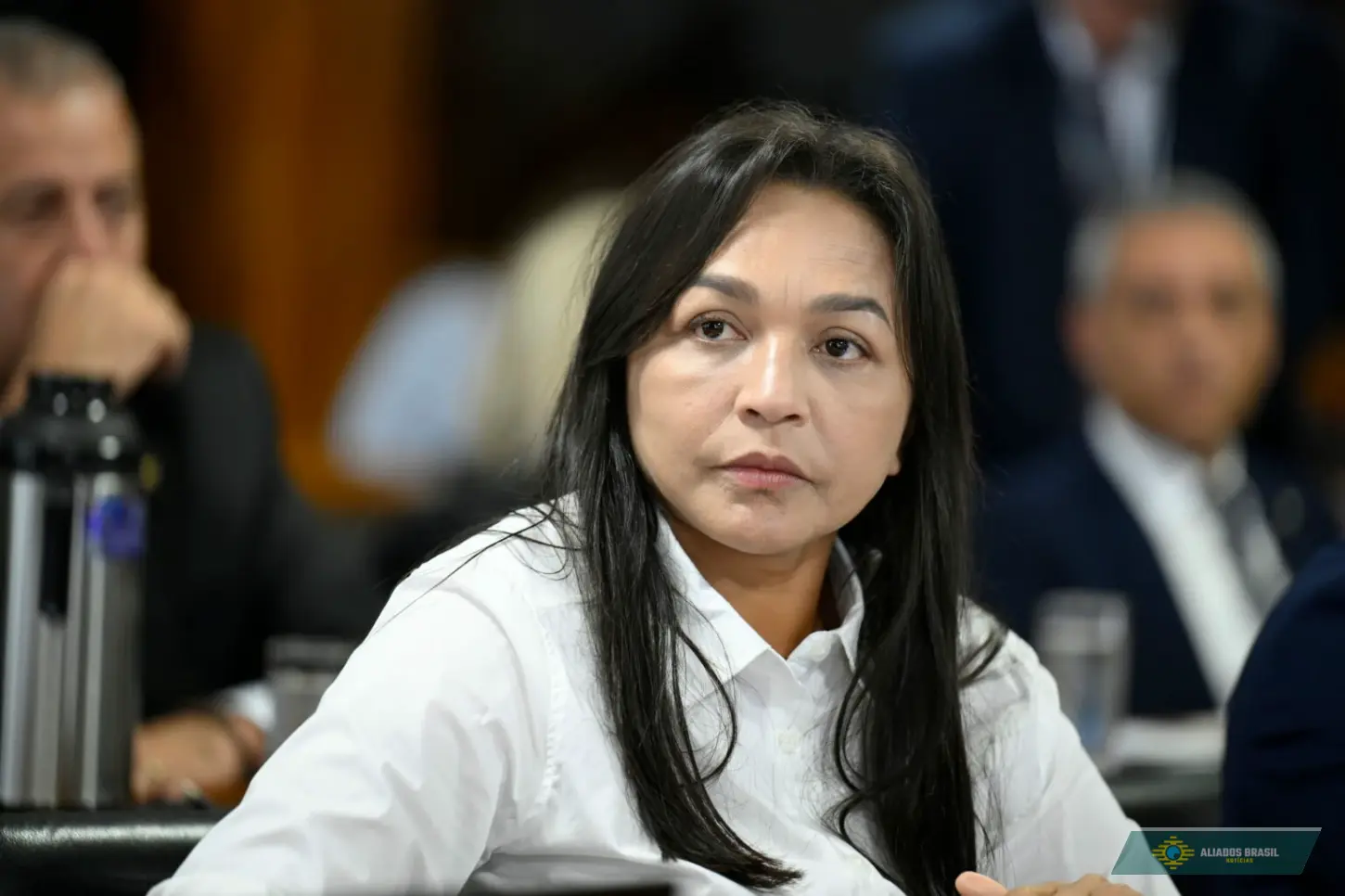 Senadora petista é vaiada em evento gospel em São Luís