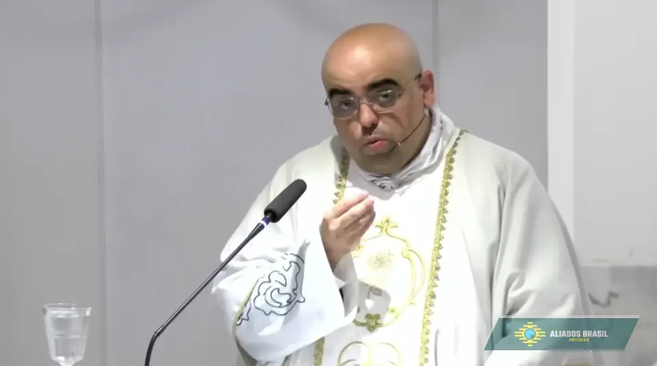 STF encerra ação contra padre por tentativa de golpe de Estado