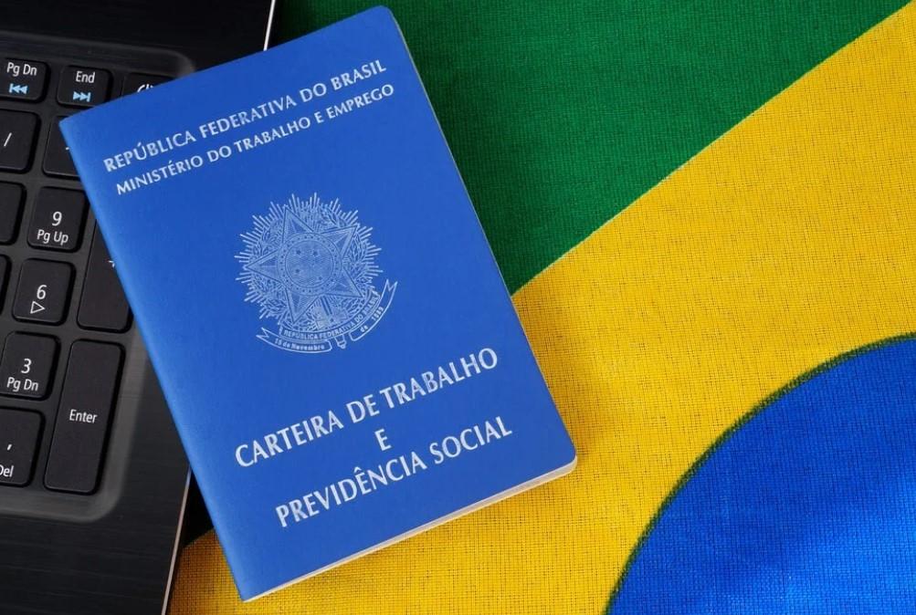 Três setores perderam mais de 870 mil vagas e puxaram alta do desemprego no trimestre; veja quais