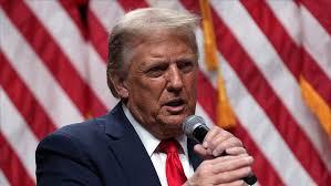 Trump confirma resgate de 2º piloto de jato derrubado pelo Irã: 'São e salvo'