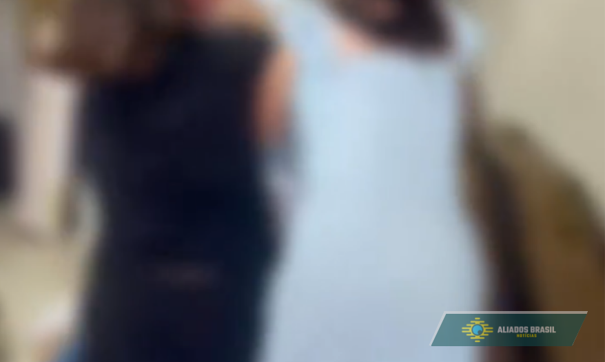 Vídeo mostra quebra-pau em funerária de Minas após cobrança por “caixão maior”