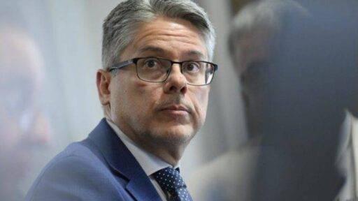 Vieira responde a Gilmar Mendes e classifica postura como “desequilíbrio vaidoso e agressivo”
