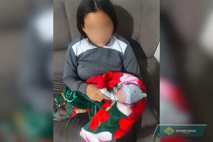 Adolescente sumida no Paraguai é achada com filha recém-nascida em SP. Veja vídeo