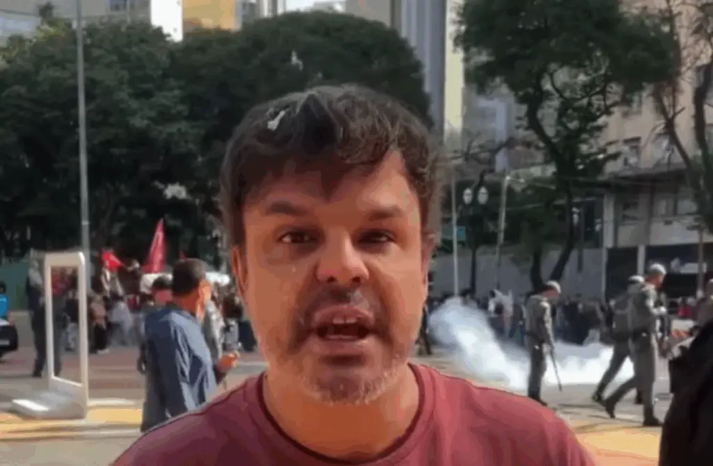Adrilles Jorge é agredido durante manifestação de alunos da USP