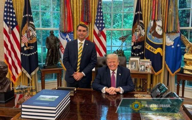Ao ver Flávio, Trump pergunta por Jair Bolsonaro