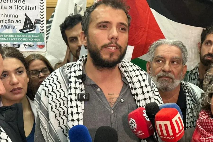 Ativista Thiago Ávila chega a São Paulo após ser deportado por Israel