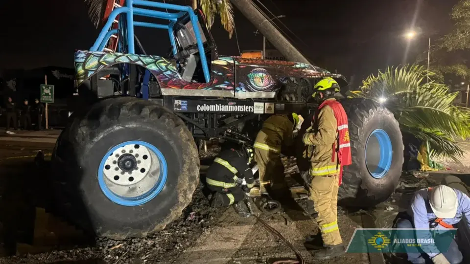 Atropelamento em massa com “monster truck” deixa mortos e feridos na Colômbia