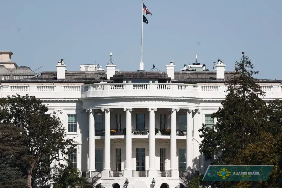 Casa Branca é isolada após relatos de tiros em Washington