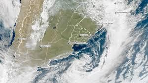 Ciclone na Argentina provoca temporais e ventania no Sul; frio avança pelo Brasil no fim de semana