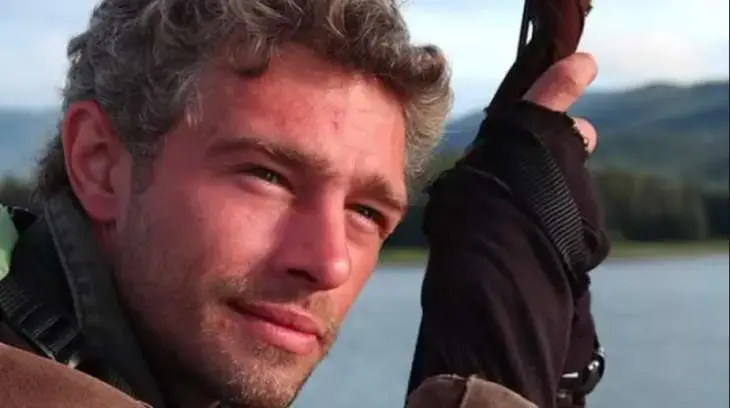 Estrela do reality show é encontrado morto em rio