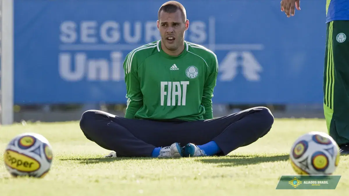 Ex-goleiro do Palmeiras busca emprego no Linkedin
