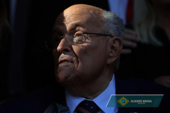 Ex-prefeito de NY, Rudy Giuliani está em ‘estado crítico’ em hospital, diz jornal