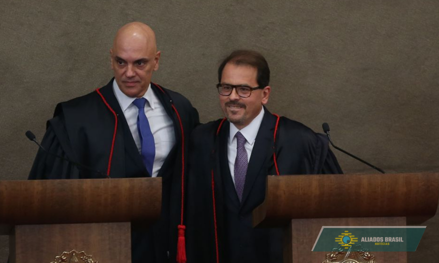 Flagra em Brasília: Ministro do TSE e aliado de Moraes se reúne com advogado de Daniel Vorcaro
