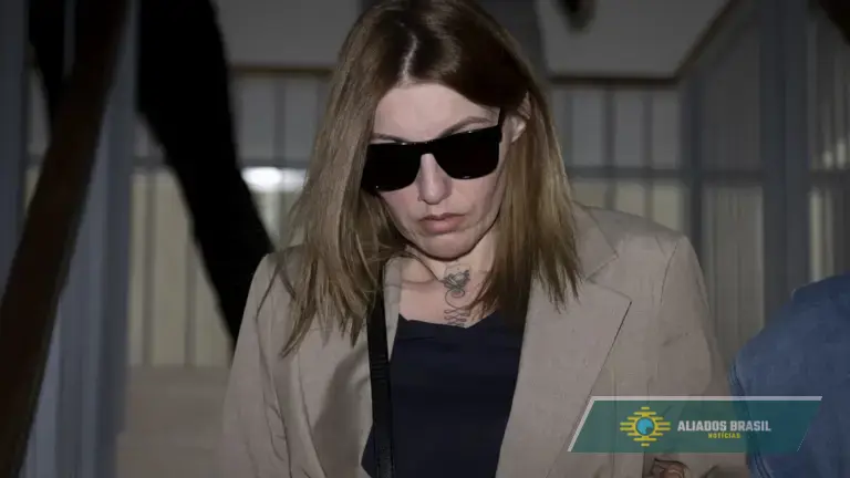 Francesa é forçada a se prostituir com quase 500 homens e ex pega 25 anos