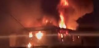 Incêndio de grandes proporções atinge fábrica de velas em Mauá, na Grande SP