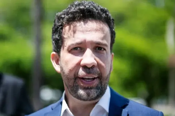 PT entra em impasse em Minas e até Janones surge como opção para palanque de Lula em 2026