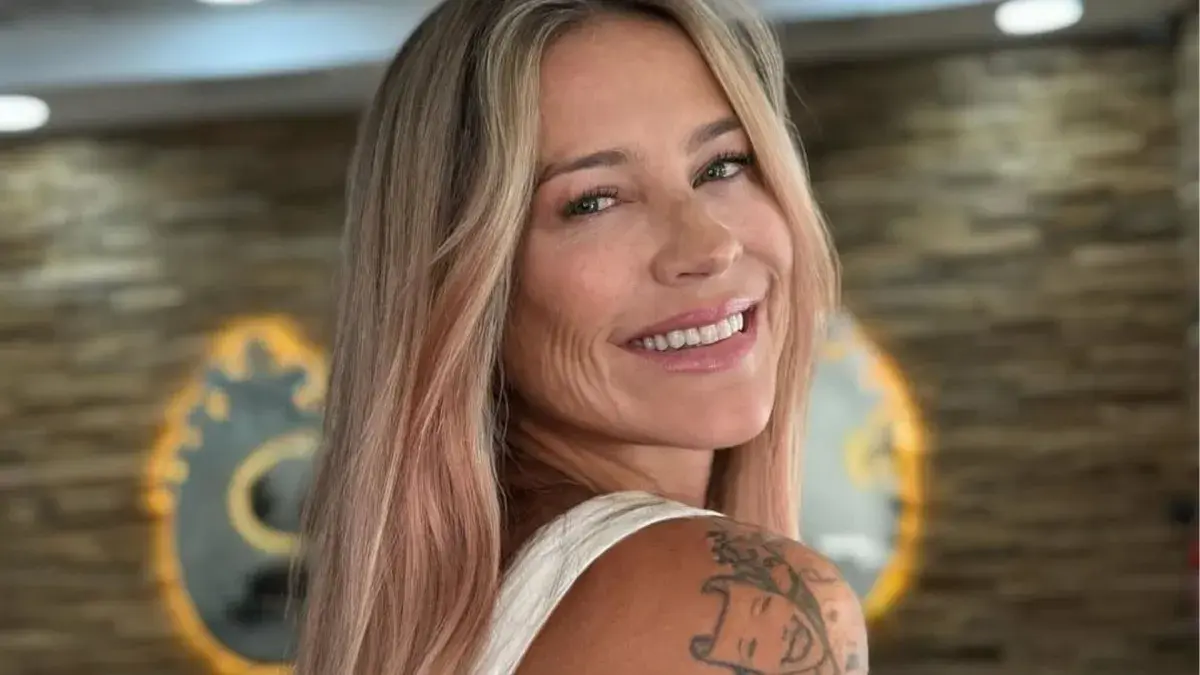 Luana Piovani compartilha fotos sensuais e ganha elogio de Sabrina Sato
