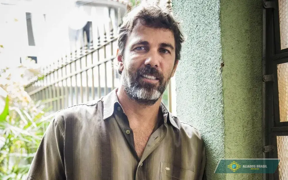 Marcelo Faria é acusado de agressão com taco, bolas de sinuca e baldes de tinta