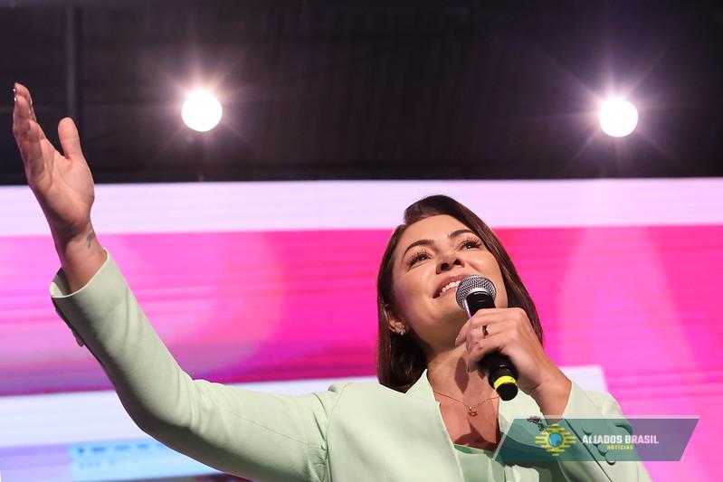 Michelle Bolsonaro adere a campanha pró-Ypê com publicação; saiba o que ela postou