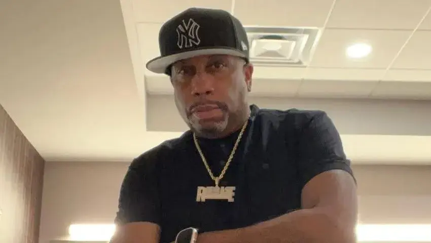 Morre Rob Base, rapper conhecido pelo hit 