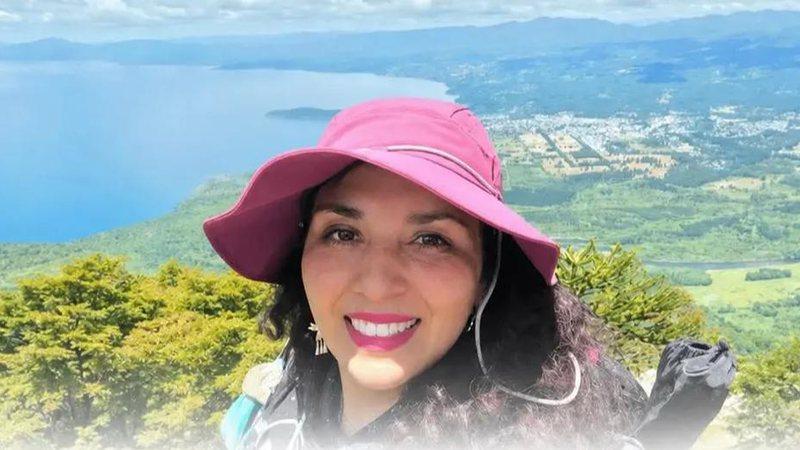 Mulher morre no aniversário ao cair durante escalada a vulcão