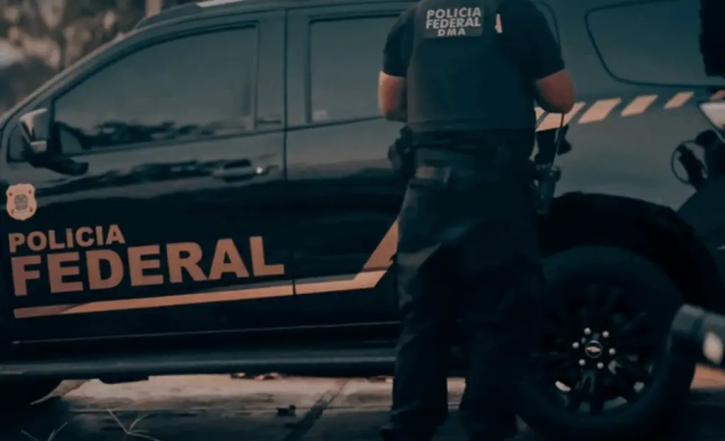 PF encontra R$ 287 mil em espécie na casa de servidor do INSS