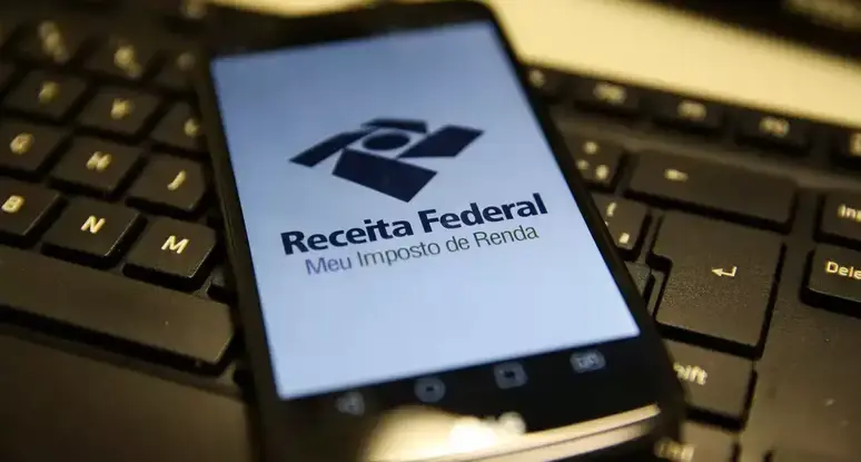  Quem não declarou o IR pode ficar com o nome sujo e até ser preso? Entenda consequências