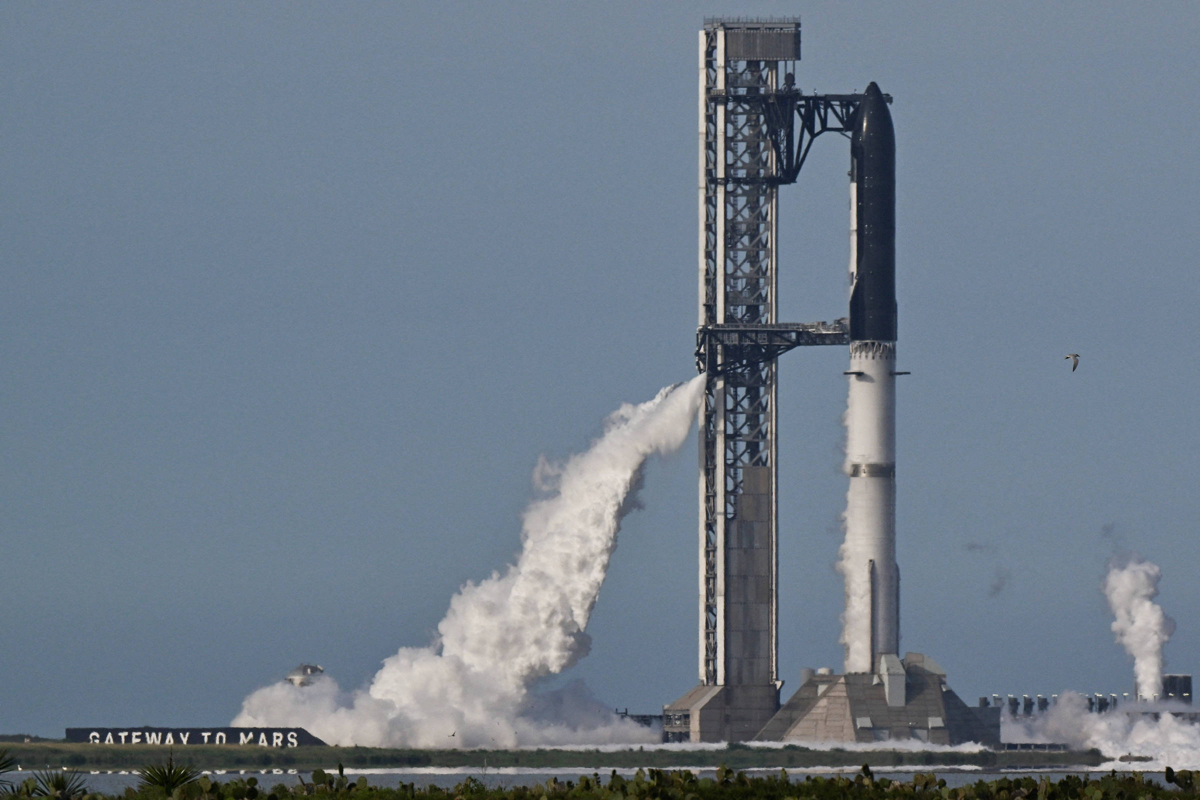 SpaceX desiste de lançar nova versão do foguete Starship