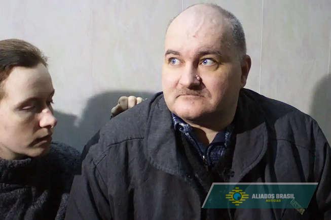 Terror real! Homem tinha 29 bonecas em seu quarto mas nenhuma delas era de brinquedo