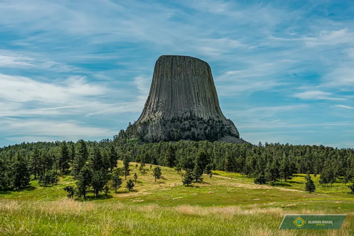 Torre do Diabo: conheça o cenário que virou símbolo de ETs no cinema