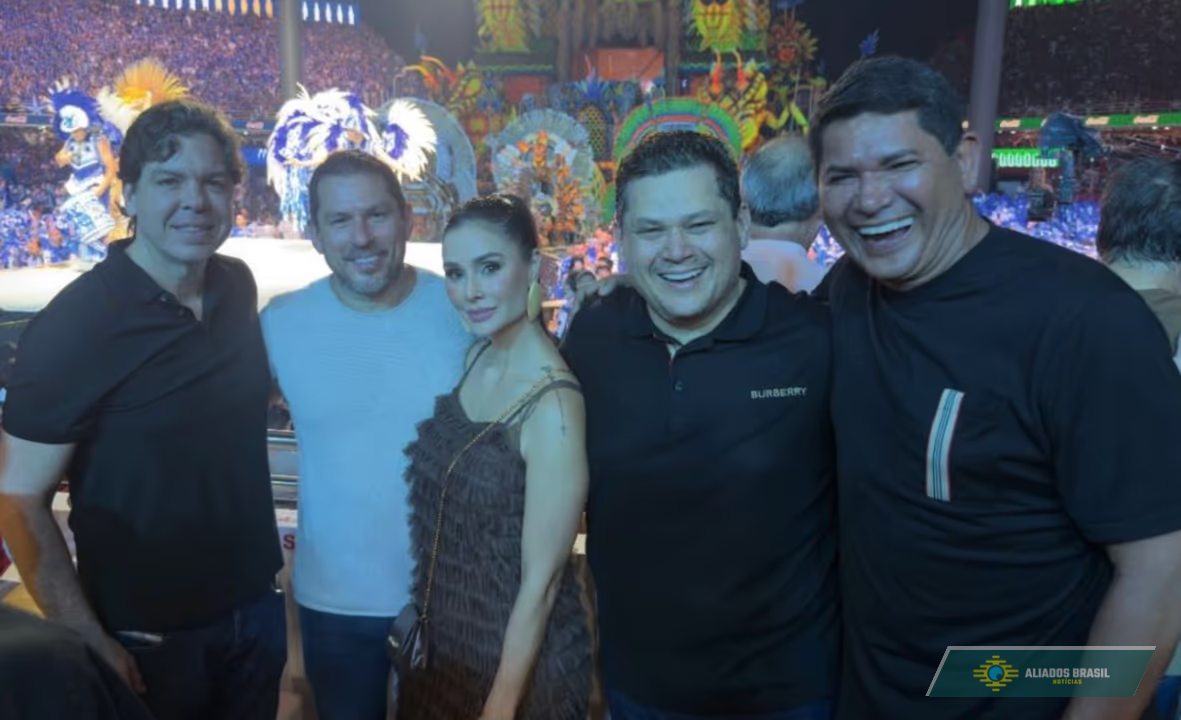 A dancinha de Alcolumbre em Parintins