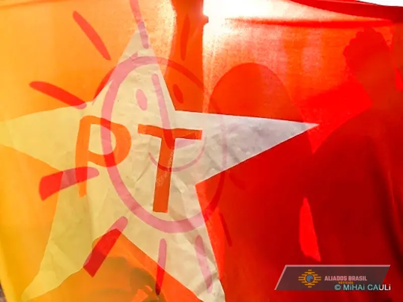 As organizações terroristas no Brasil; tenebrosas transações pelo poder e a metáfora do ponto cego.