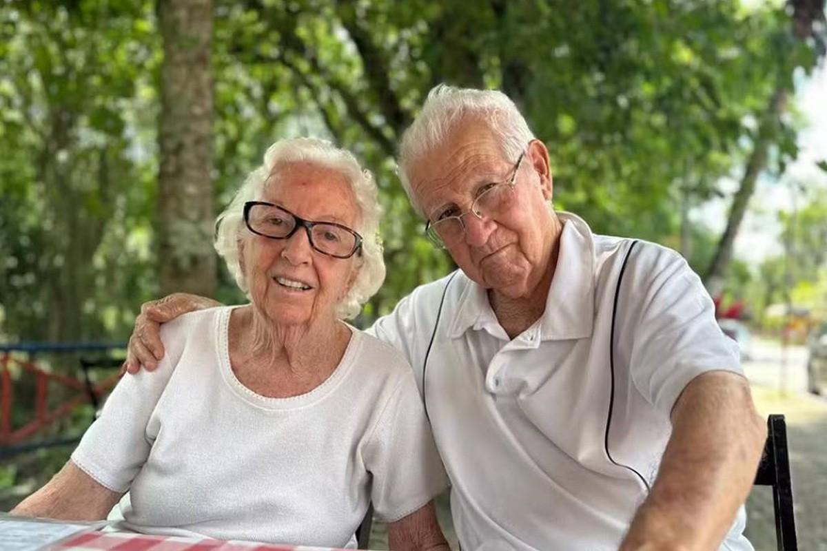 Casal que viveu junto por mais de 40 anos morre no mesmo dia em hospital