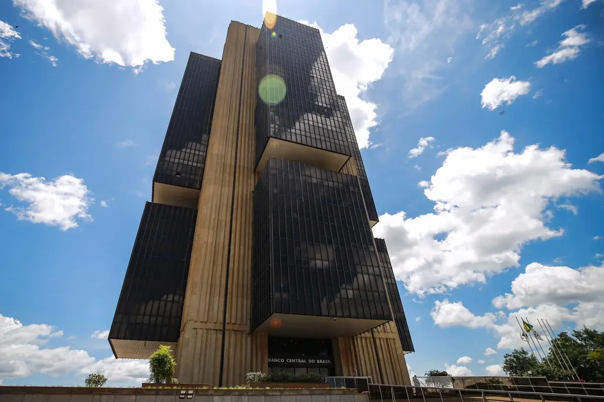 Copom reduz a taxa Selic para 14,25% ao ano