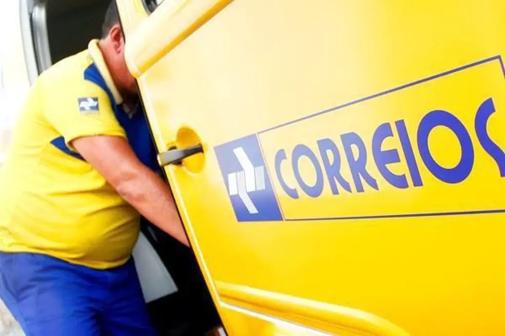 Com prejuízo previsto de R$ 10 bi em 2026, Correios preparam demissão voluntária de 7 mil funcionários